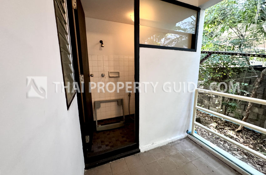 Apartment in Phaholyothin 